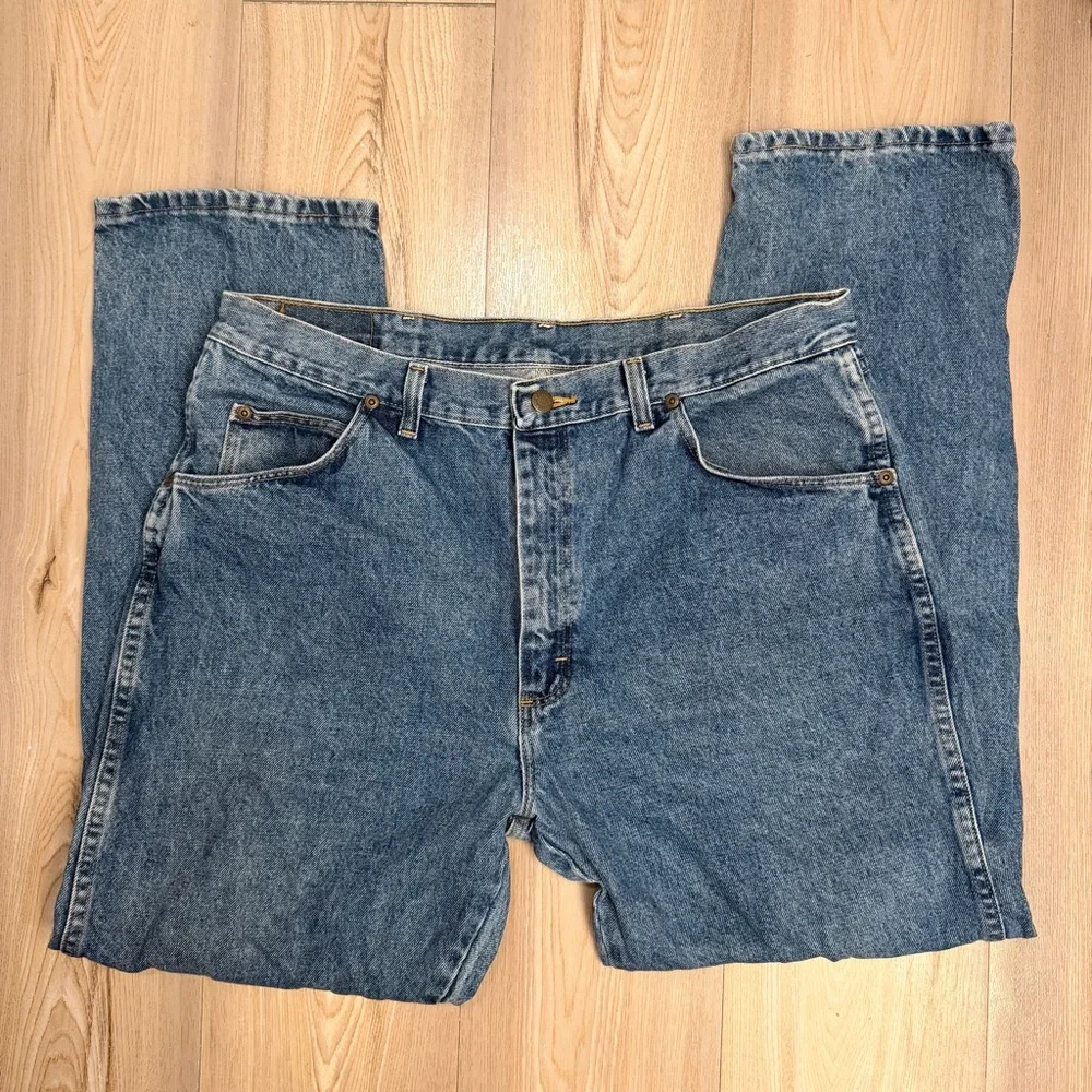 Wrangler relaxed fit